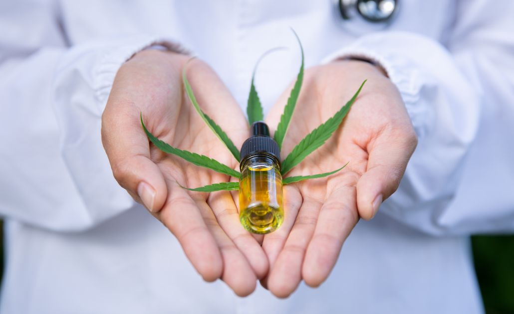 Este medicamento permitirá los pacientes enfrentar los síntomas de diversos males, como dolores crónicos e insomnio. Este medicamento permitirá los pacientes enfrentar los síntomas de diversos males, como dolores crónicos e insomnio.